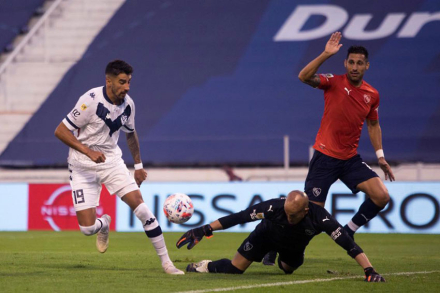 velez3.jpg