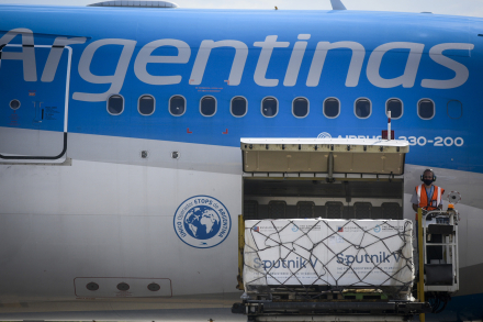 vacuna decimo vuelo.jpg
