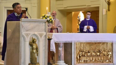 Monseñor Dante Braida presidió la misa exequial de monseñor Fabriciano Sigampa