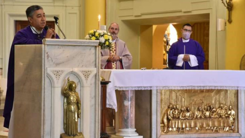 Monseñor Dante Braida presidió la misa exequial de monseñor Fabriciano Sigampa