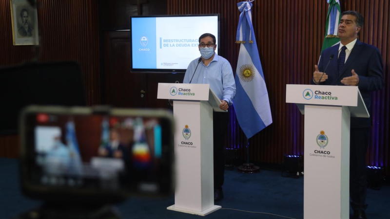 Acuerdo de la Provincia con el principal acreedor externo para el pago de la deuda en dólares 
