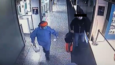 Volvía de vacunarse en Miami y ocultó un PCR positivo