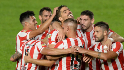 Estudiantes está en cuartos