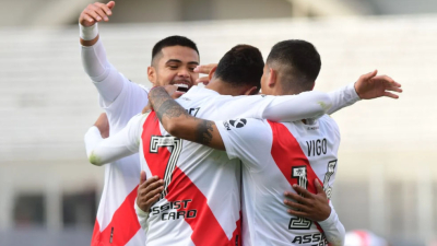 River goleó y está en cuartos