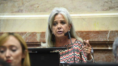 Senadores donan a la salud pública el incremento de sueldo de 2021