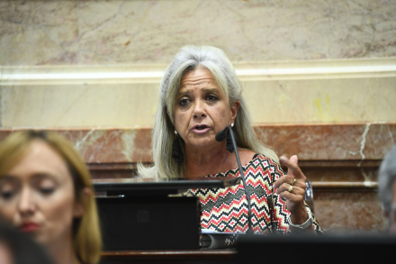 senadora.jpg