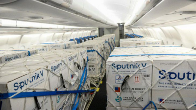 Partió esta madrugada un nuevo vuelo de Aerolíneas en busca de vacunas Sputnik V