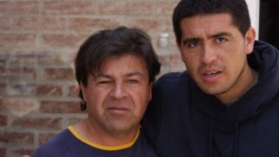 Internaron al padre de Juan Román Riquelme por coronavirus