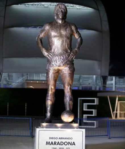 estatua2.jpg
