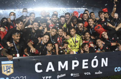 Colón fue fútbol, piel y corazón para ser por primera vez campeón