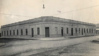 Creación de la Escuela Nacional de Comercio “Profesor Roberto Müller”