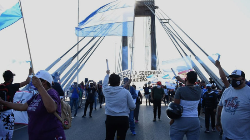Masivo reclamo para recuperar la soberanía del río Paraná