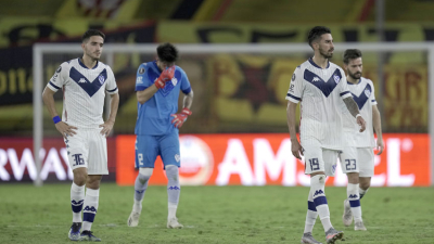 Vélez perdió con Barcelona de Ecuador y quedó eliminado de la Copa Libertadores