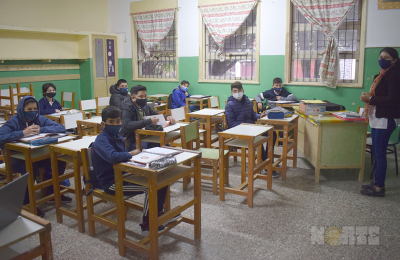 Los chicos de nuevo a las aulas y con mucho entusiasmo
