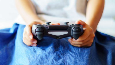 “Máximo una hora por día”: por qué China limitó el acceso de los chicos a un videojuego ?