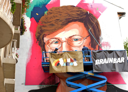 Katalin Kariko mural3.jpg