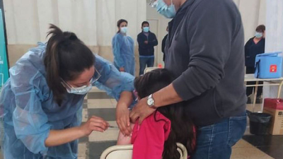 "El momento para vacunar a los menores es ahora", dijo jefa de infectología del Hospital Garrahan