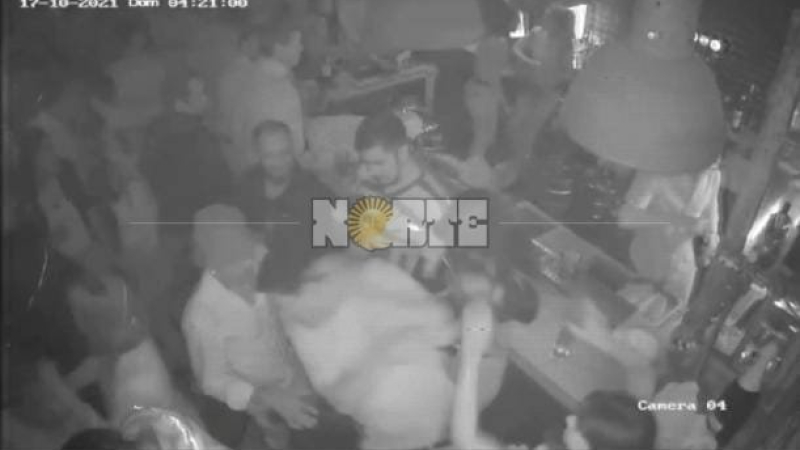 Mujer violenta: con un vaso le cortó un ojo y le fracturó la nariz a su novio en un pub de Resistencia
