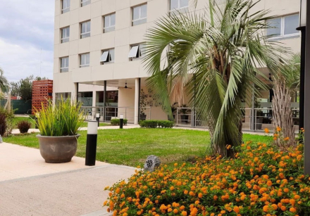 58HOTEL-CASINO.jpg