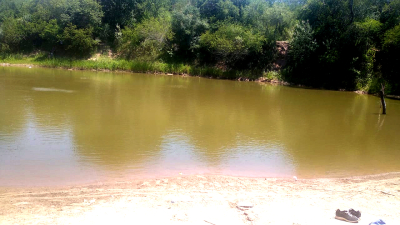 Trágica jornada de calor en Pampa del Indio: menor se ahogó en el riacho Guaycurú