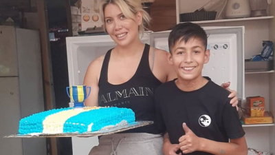 Wanda le compró una torta a Joaquín y lo mostraron en las redes