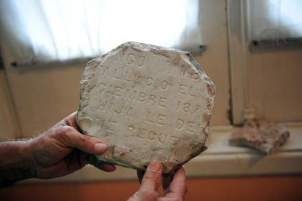 baldosas-lapidas-museo-sarmiento.jpg