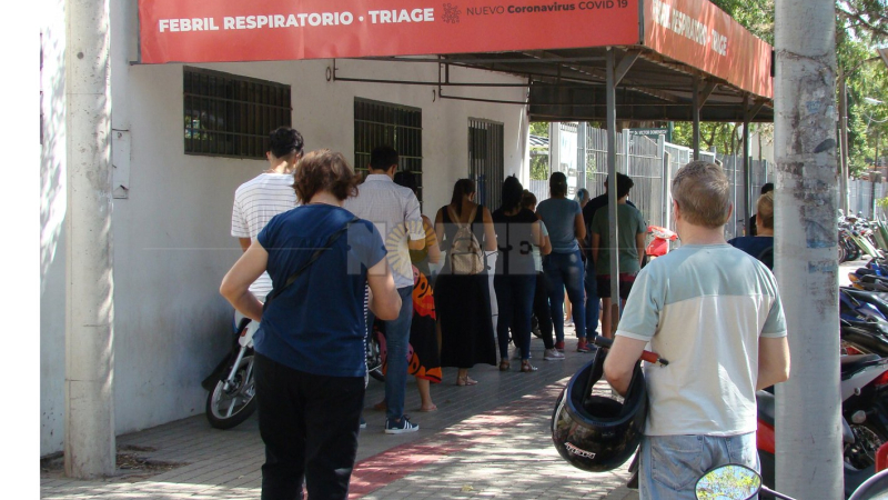 Covid-19: los contagios y activos siguen en baja, pero fallecieron cuatro personas la última semana