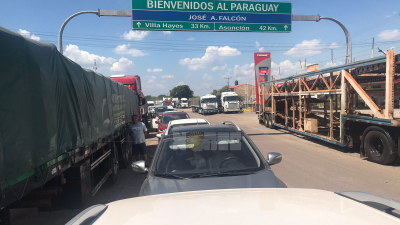 Fuerte indignación de argentinos varados en el cruce Falcón-Clorinda