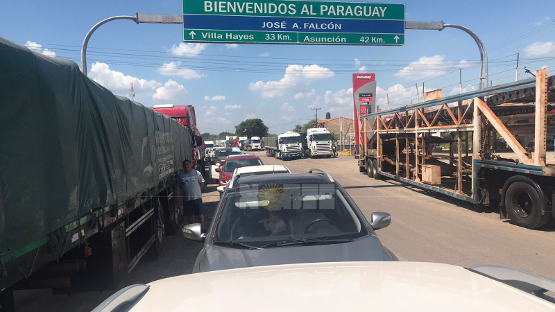 Fuerte indignación de argentinos varados en el cruce Falcón-Clorinda