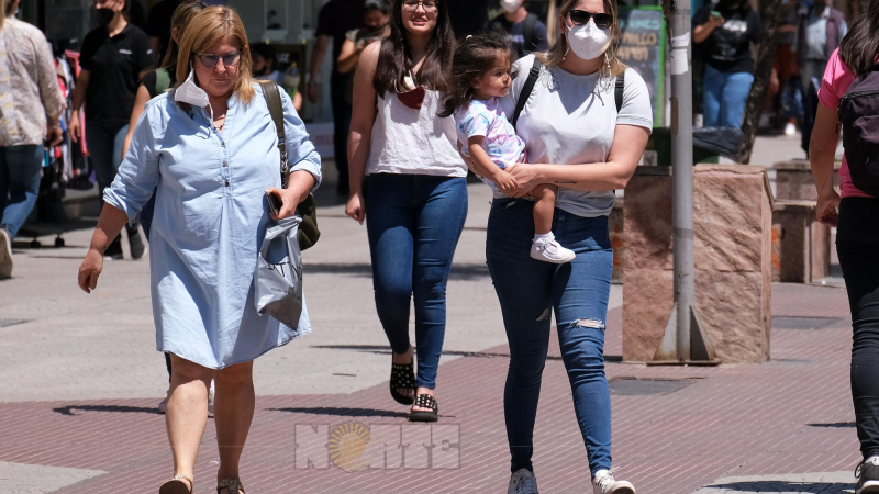 COVID-19: los indicadores ratifican el paso de la tercera ola