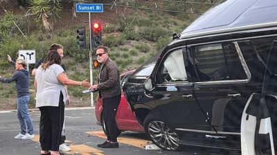 Schwarzenegger involucrado en un choque en Los Ángeles