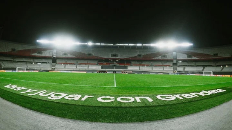Histórico: el Monumental, a un paso de cambiar de nombre