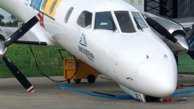 Un avión aplastó a un mecánico del aeropuerto de Morón