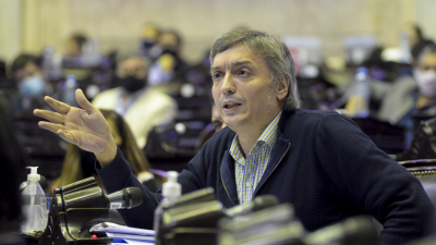 Máximo Kirchner renunció a la presidencia del bloque de diputados