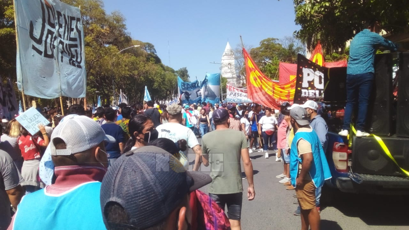 Volvieron los piquetes y cortes de calles a Resistencia