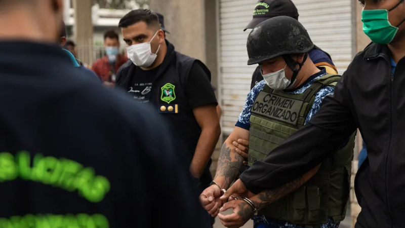 La mitad de la banda del presunto dueño de la cocaína adulterada son policías