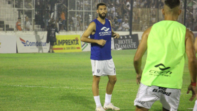 For Ever entrenó en doble turno con la cabeza puesta en Güemes
