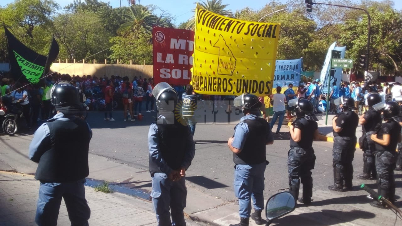 Lunes caótico por múltiples cortes y manifestaciones en Resistencia