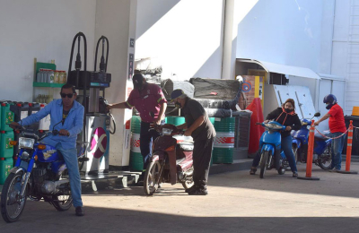 "La gente carga nafta a pesar de los aumentos, pero por el mismo monto"