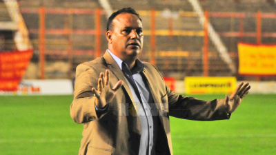 Leonardo Fernández: "No me gustó el partido que hizo Sarmiento"