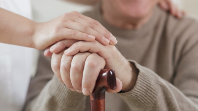 En Argentina cien mil personas viven con Parkinson