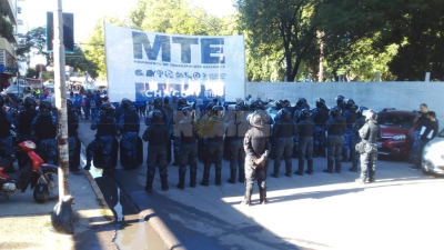 Jornada caótica por cortes y manifestaciones en Resistencia