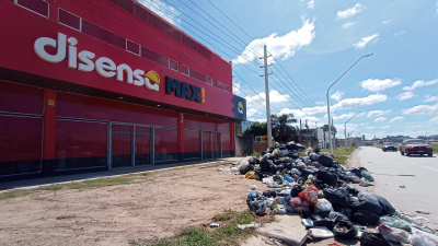 Camioneros volvieron a bloquear una empresa