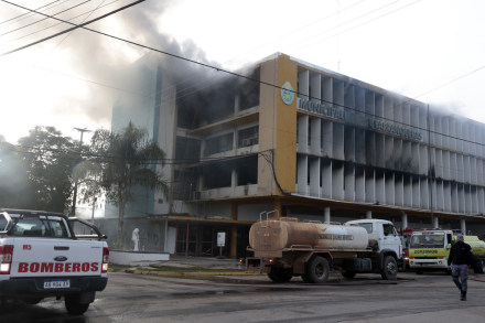 muni incendio Barranqueras 4.JPG