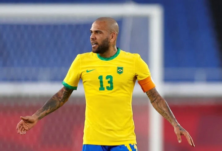 danialves3.jpg