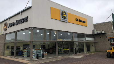 Nueva sucursal John Deere, construcción de Compañía Mercantil agrícola e industrial