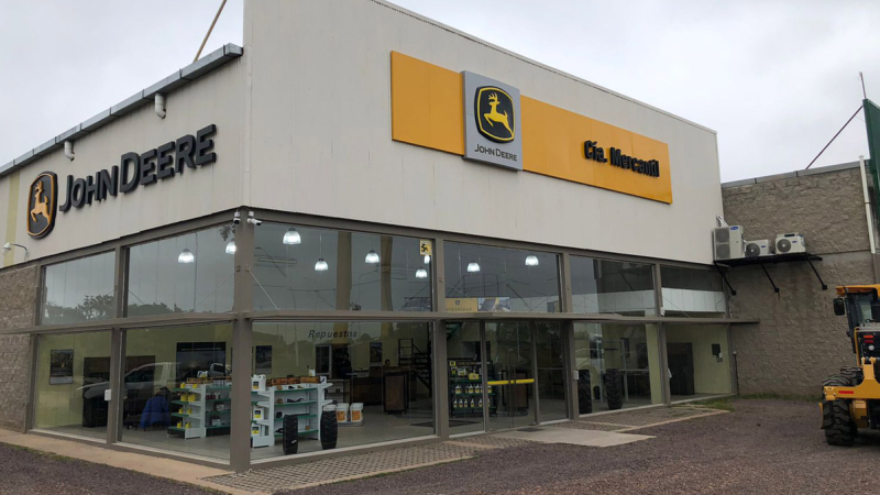 Nueva sucursal John Deere, construcción de Compañía Mercantil agrícola e industrial