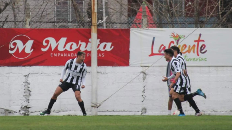 Triunfazo de For Ever ante Sacachispas para volver a la zona de Reducido