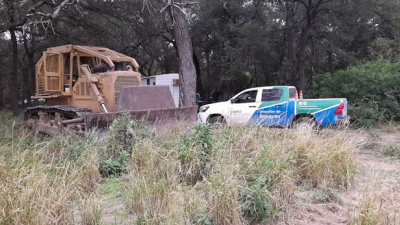 Por desmontes ilegales, secuestran topadoras en El Impenetrable