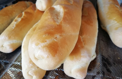 Panaderos vuelven a actualizar precios por costos que suben a diario